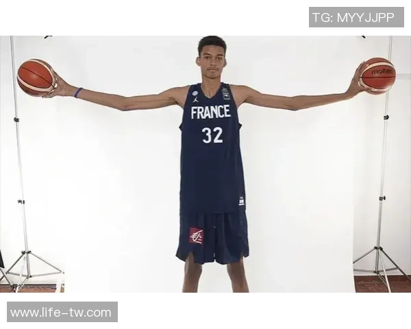 维克托文班亚马：篮球界的新星与未来的传奇之路